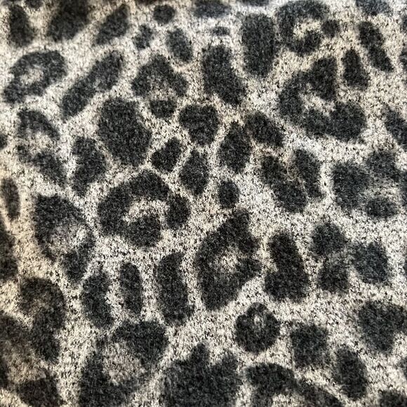 WHBM Gray Cozy Knit Leopard Print Tank, Sz SP NEW! 🏷️ - Picture 6 of 8